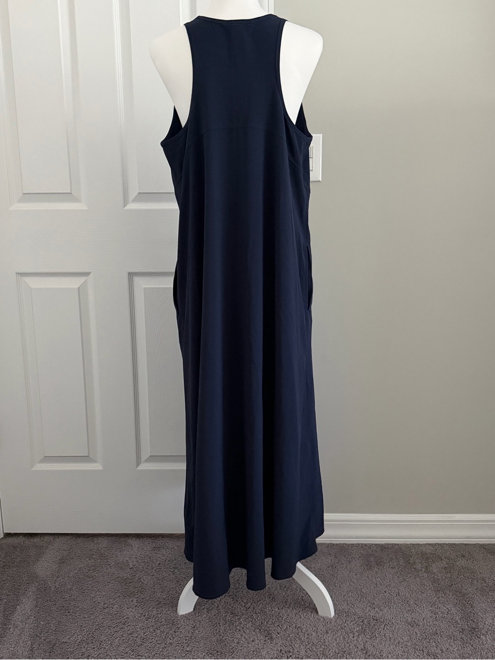Athleta Dress Presidio Traveler Maxi Dress - Picture 7 of 11
